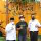 Wagub Sumbar, Audy Joinaldy dan Bupati Agam, Andri Warman saat kunjungi usaha sapi perah "Lassy Diary Farm"