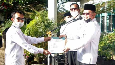 Kakankemenag Pasaman Serahkan SK Dua Pejabat Fungsional 1 Kakankemenag Pasaman Serahkan SK Dua Pejabat Fungsional