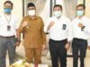 Wali Kota Padang, Hendri Septa menerima audiensi dari General Manager PLN Sumbar, Tomi Wahyu Wibowo
