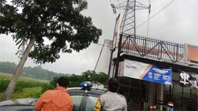 Warga Diimbau tak Bermain Layang-layang Dekat SUTET, Ini Risikonya