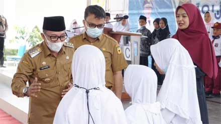 Bupati Tanah Datar, Eka Putra saat hadiri program Cerdas Al Qur’an