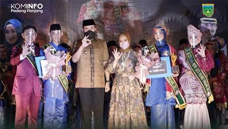 Andika dan Maulidya Jadi Duta GenRe Padang Panjang 2022