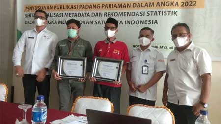 BPS Selenggarakan FGD Penyusunan Publikasi Kabupaten Padang Pariaman dalam Angka 1 BPS Selenggarakan FGD Penyusunan Publikasi Kabupaten Padang Pariaman dalam Angka