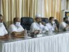 Bupati Pasaman Barat, Hamsuardi saat menggelar konferensi Pers di rumah dinas bupati