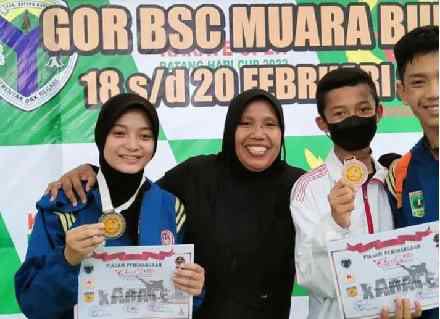 Karateka Kota Solok Raih Tiga Medali di Kejuaraan Batanghari Cup