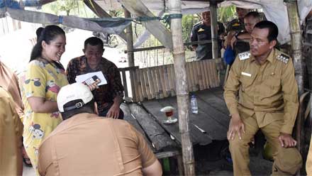 Wahyuni Sepsintiya bertemu Walikota Pariaman, Genius Umar