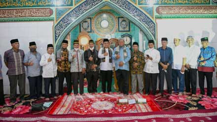 Gubernur Kepulauan Riau, H. Ansar Ahmad hadiri peringatan Isra Mikraj Nabi Muhammad SAW 1443 H di Surau Nurul Muhajirin, Tanjung Unggat, Tanjungpinang