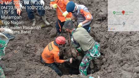 Satu Korban Tanah Longsor di Malampah Pasaman Berhasil Ditemukan