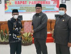 Bupati Tanah Datar Sampaikan Ranperda Nota Penjelasan LKPj 2021 ke DPRD
