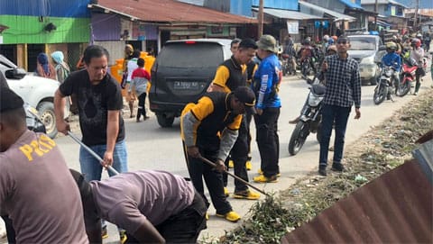 Polres Deiyai Gelar Kegiatan Bakti Sosial 1 Bakti Sosial