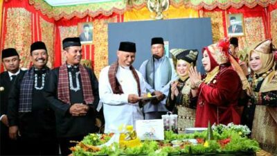 Gubernur Sumbar Hadiri Paripurna HUT Kota Pariaman ke-20