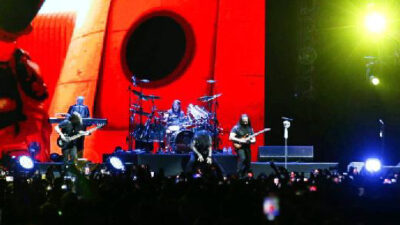 Konser Top of The World Tour Dream Theater di Solo Sukses