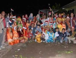 Wako Padang Panjang Nonton Bareng Film Sepatu Dahlan dengan Warga