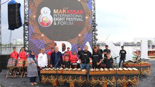 Atraksi Seni Budaya Minangkabau Ramaikan Makassar International Eight Festival