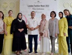 Mendag Bangga Klamby Jadi Merek Fesyen Indonesia Pertama di London Fashion Week 2022