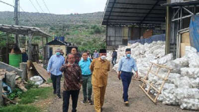 Gubernur Sumbar Tinjau Pengolahan Limbah Menjadi Pupuk Hayati Cair PT Bio Konversi Indonesia