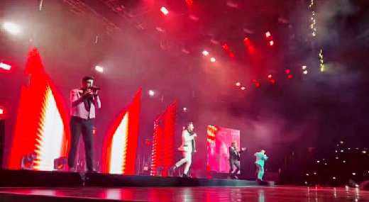 Penampilan Westlife saat konser di Sentul Bogor, Jawa Barat