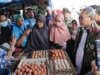Menteri Perdagangan, Zulkifli Hasan Tinjau Bapok di Pasar Cik Puan Pekanbaru
