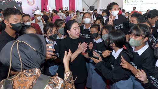 Puan Maharani berikan keterangan kepada wartawan