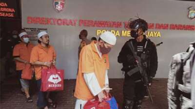 Berkas Perkara Lengkap, Polda Metro Jaya Serahkan 10 Tersangka Khilafatul Muslimin ke Kejaksaan