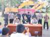 Polres Pasaman Barat gelar konferensi pers pengungkapan tindak pidana ilegal mining di Batang Pasaman