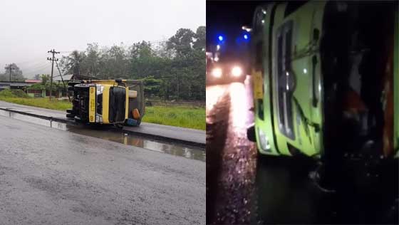 Truk Terbalik di Depan Masjid Agung Dharmasraya