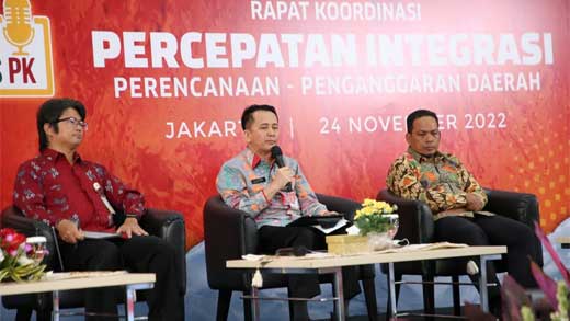 Dirjen Bina Keuangan Daerah, Agus Fatoni pada Rapat Koordinasi Percepatan Integrasi Perencanaan - Penganggaran Daerah di Gedung Komisi Pemberantasan Korupsi (KPK) RI