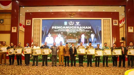 Penganugerahan Keterbukaan Informasi Publik Komisi Informasi Provinsi Kepri tahun 2022