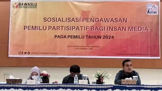 Sosialisasi Pengawasan Pemilu Partisipatif dengan Wartawan