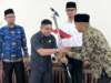 Walikota Bukittinggi, Erman Safar saksikan saat Beny Yusrial Serahkan Pokir Peningkatan Ekonomi Masyarakat Aur Kuning