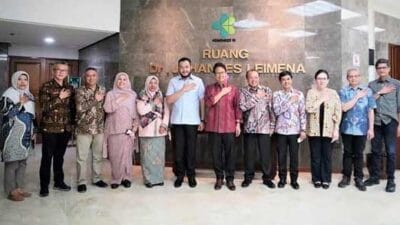 Wako Padang Panjang Bicarakan Pengembangan Pelayanan RSUD dengan Menteri Kesehatan