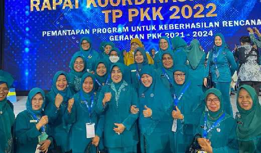 Ketua TP PKK Sumbar Ny. Harneli Hadiri Rakornas TP PKK di JIEXPO Jakarta