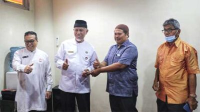 Tingkatkan Publikasi Pemprov Sumbar, Gubernur Resmikan Media Centre