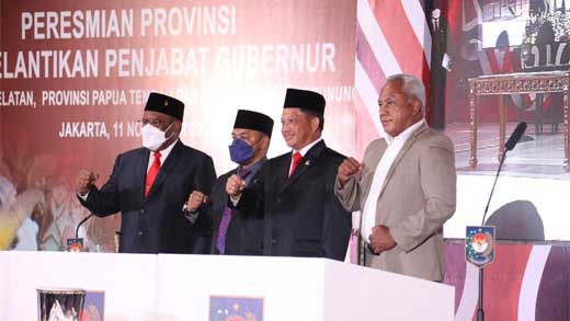 Muhammad Tito Karnavian Resmikan Tiga DOB Papua