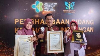 Hebat! Lima Kementerian Ini Berikan Penghargaan STBM Berkelanjutan untuk Pemko Bukittinggi