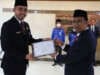 Sekjen DPD RI Rahman Hadi juga memberikan penghargaan Satyalancana Karya Satya kepada PNS di HUT ke-57 KORPRI