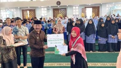 Ratusan Putra Putri Padang Panjang Terima Anugerah Hafiz Baznas