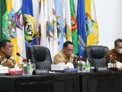 Rakor Inflasi Daerah: Mendagri Apresiasi Gubernur Maluku Utara dan Minta Atensi Gubernur Sumbar
