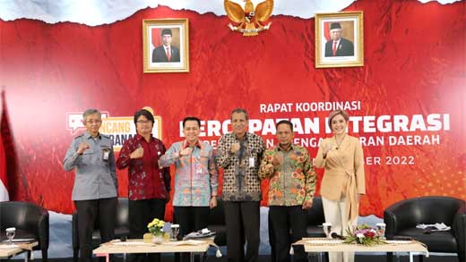 Dirjen Bina Keuda, Agus Fatoni pada Rapat Koordinasi Percepatan Integrasi Perencanaan - Penganggaran Daerah di Gedung Komisi Pemberantasan Korupsi (KPK) RI
