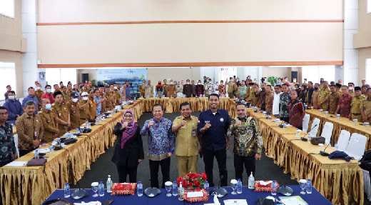 Kemendagri Dorong Pemerintah Desa Miliki Data Presisi 1 Seminar dan Sosialisasi Pemetaan Potensi Desa untuk Percepatan Pembangunan Daerah Kepulauan dan Pesisir