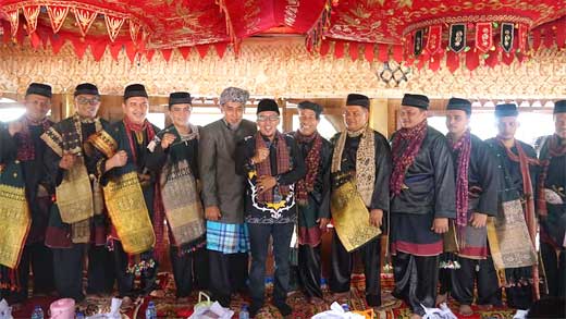 Bupati Tanah Datar, Eka Putra hadiri Sungayang Baralek Gadang