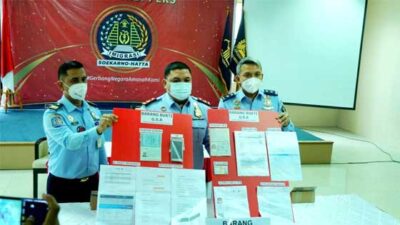 Gunakan Paspor Palsu, WN Suriah Digagalkan Terbang ke Belanda