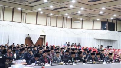 4 Suasana Sidang Paripurna