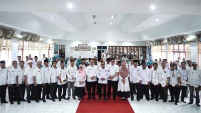 72 Nagari di Tanah Datar Terima Piagam dan Lencana Desa Mandiri