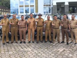 Berprestasi, 8 Camat Dapat Reward Mobil Dinas dari Bupati Solok