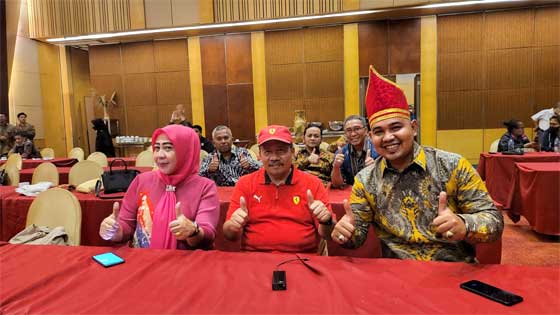 Andri-Warman-bersama-Fadli-Rahmadi