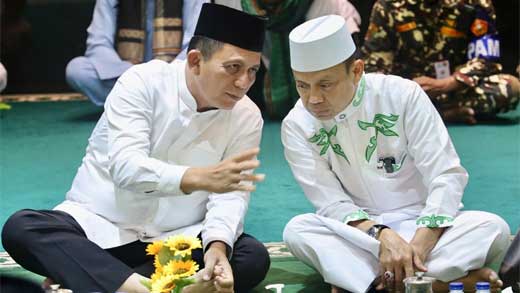 Gubernur Kepri, Ansar Ahmad Bersama Ustaz Das'ad Latif