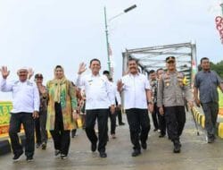 Resmikan Jembatan Anak Emas Desa Marok Tua, Gubernur Kepri Disambut Meriah