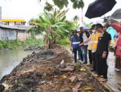 Keruk Sedimen Sungai Banda Jati, Wako Padang: Terima Kasih BWS Sumatera V!