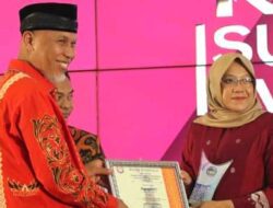 Hadiri Anugerah Penyiaran KPID Sumbar Award 2022, Ini Harapan Gubernur Mahyeldi